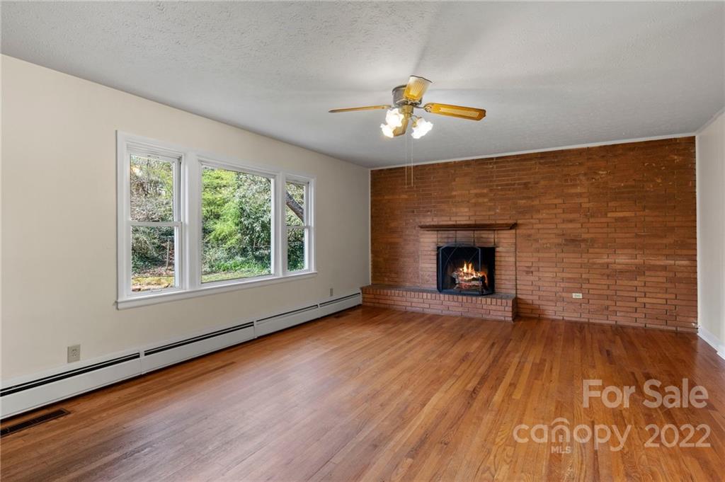13 Pinehurst Road Asheville NC 28805