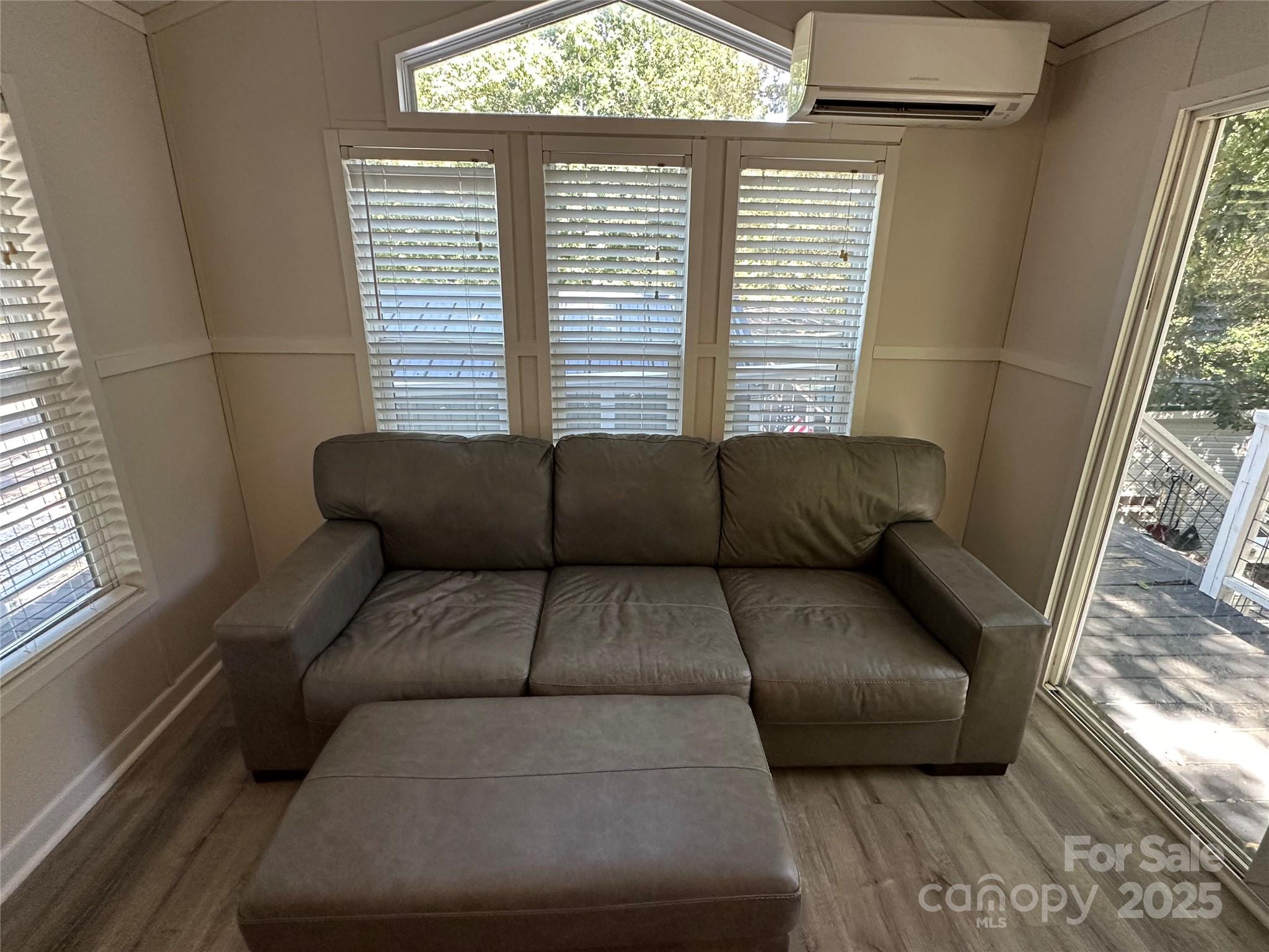 114 Meadowview Circle New London NC 28127