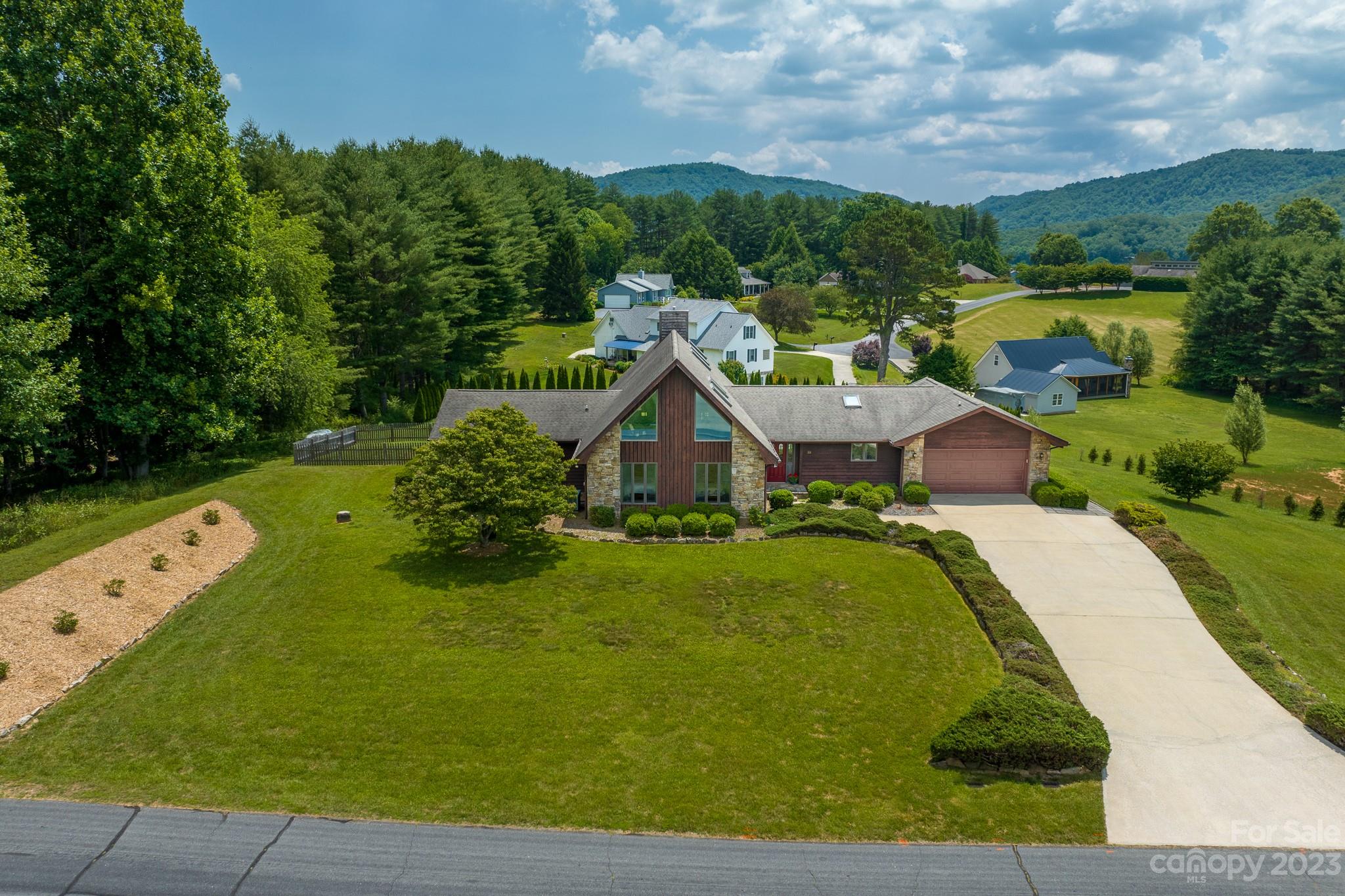 722 Windover Drive Brevard NC 28712