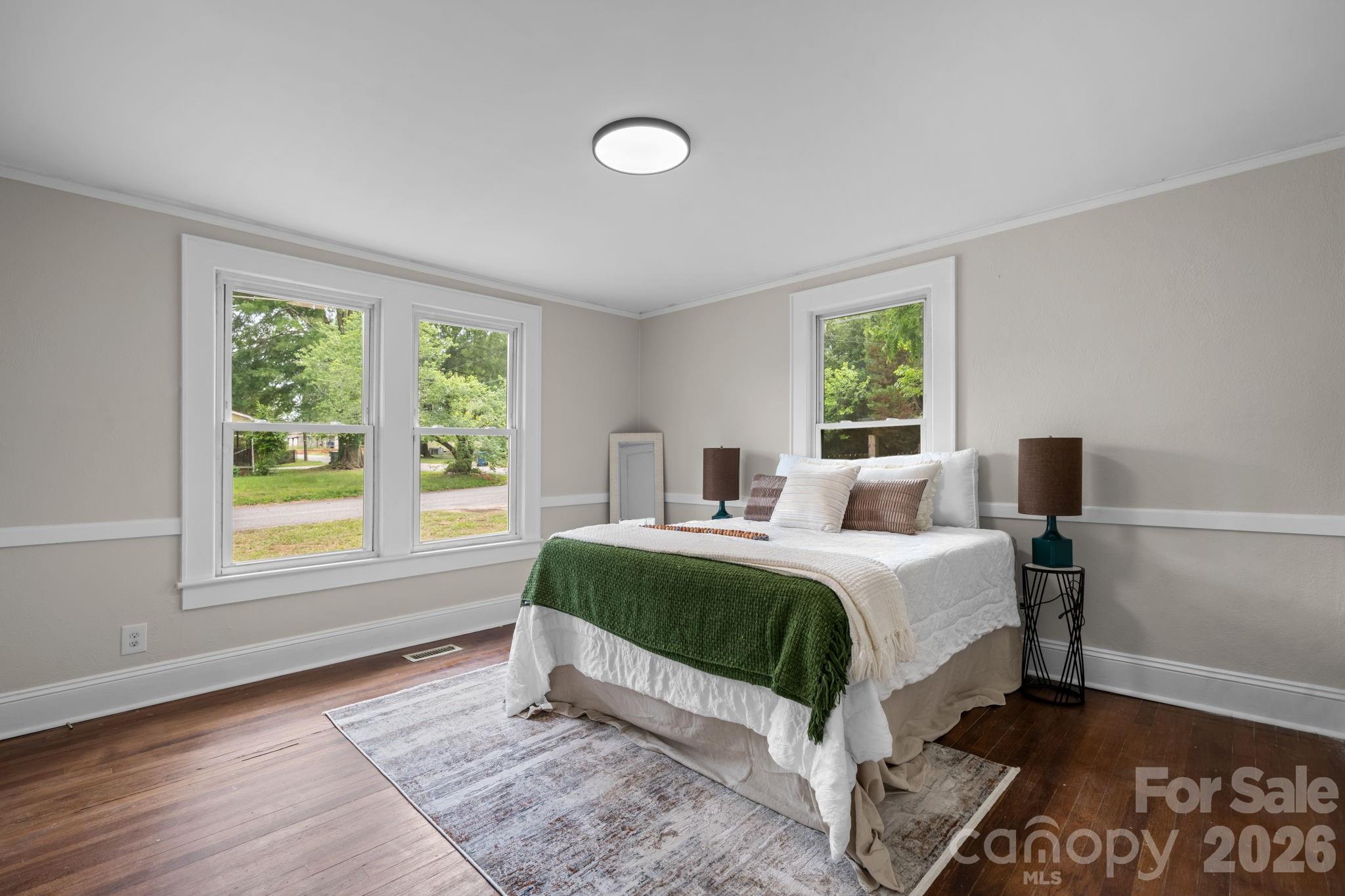 355 15th Avenue NE Hickory NC 28601