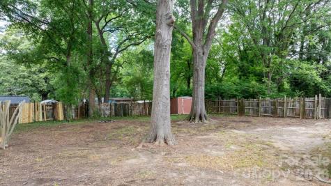 355 15th Avenue NE Hickory NC 28601
