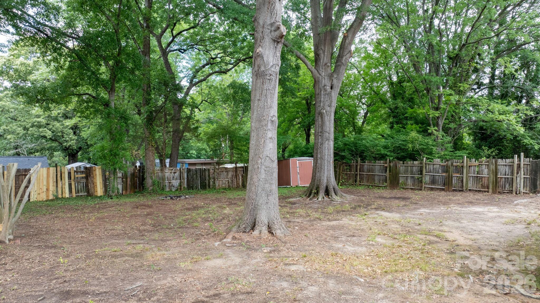 355 15th Avenue NE Hickory NC 28601