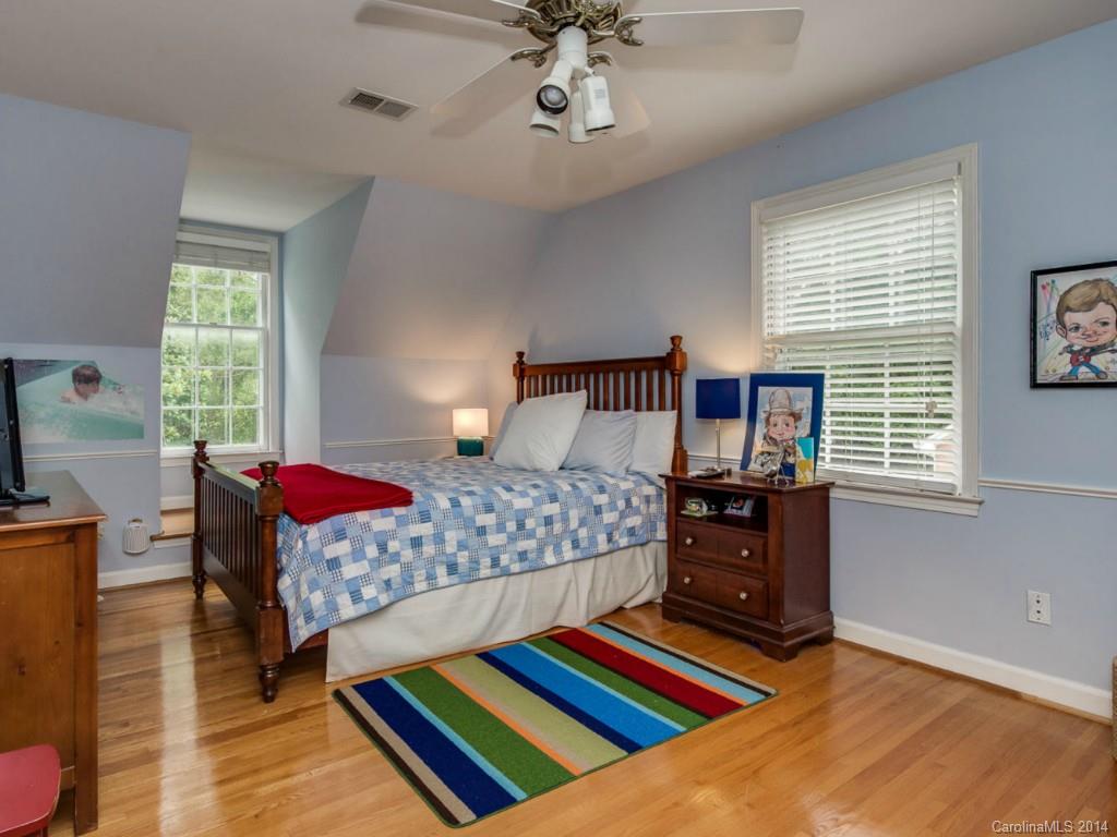 5615 Bellechasse Street Charlotte NC 28210