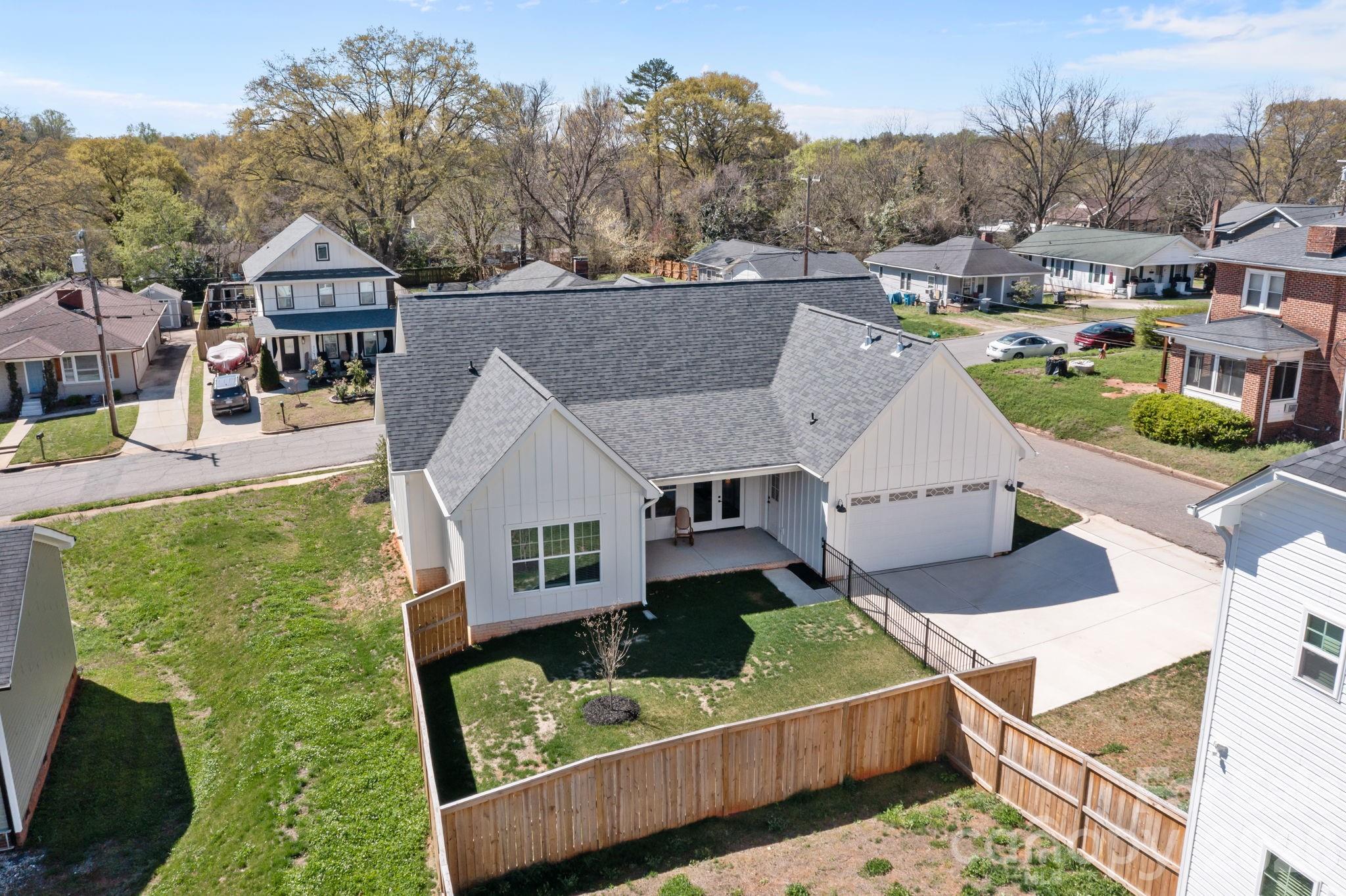 214 S Cedar Street Belmont NC 28012