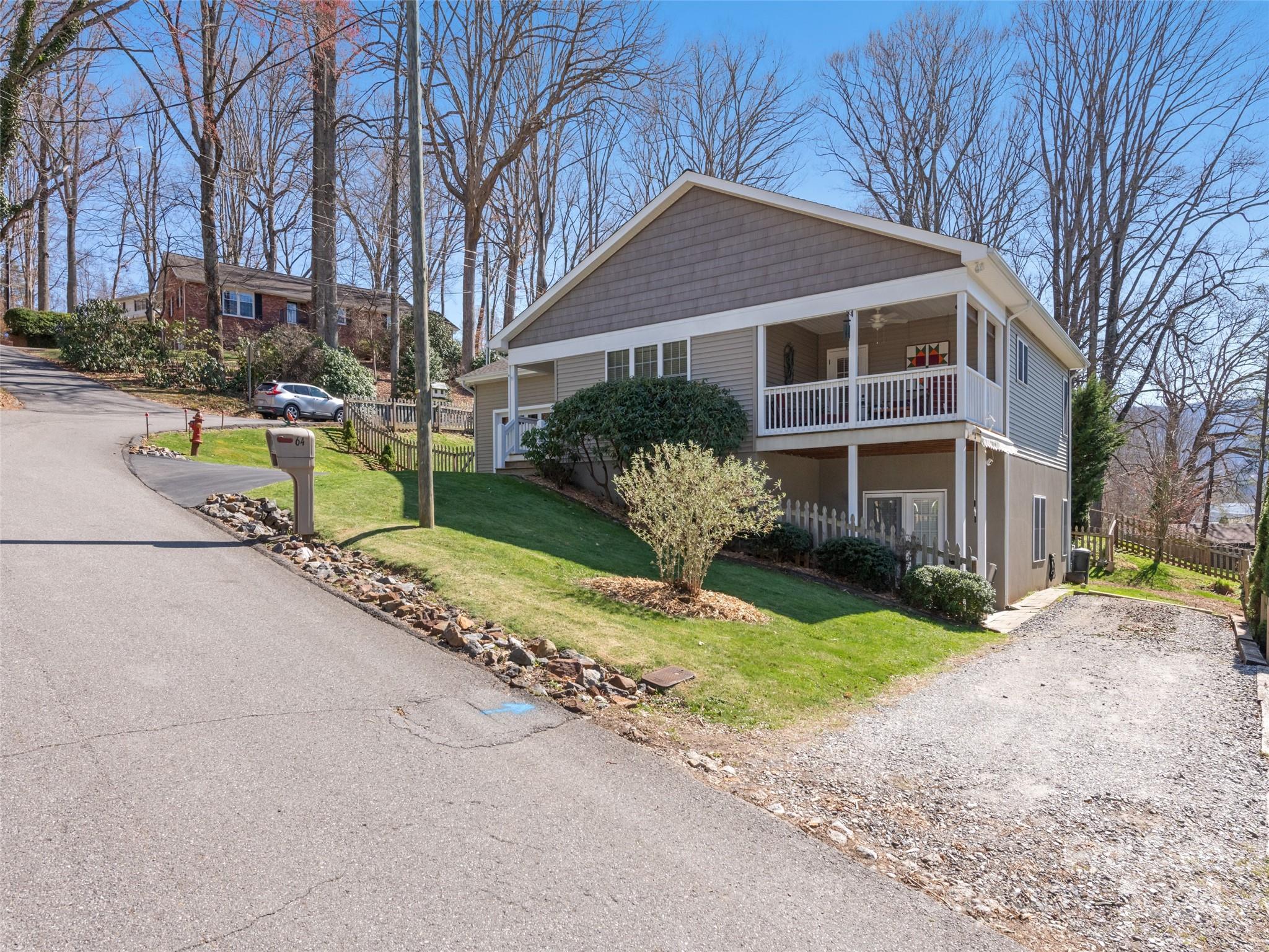 64 Hazelview Drive Waynesville NC 28786