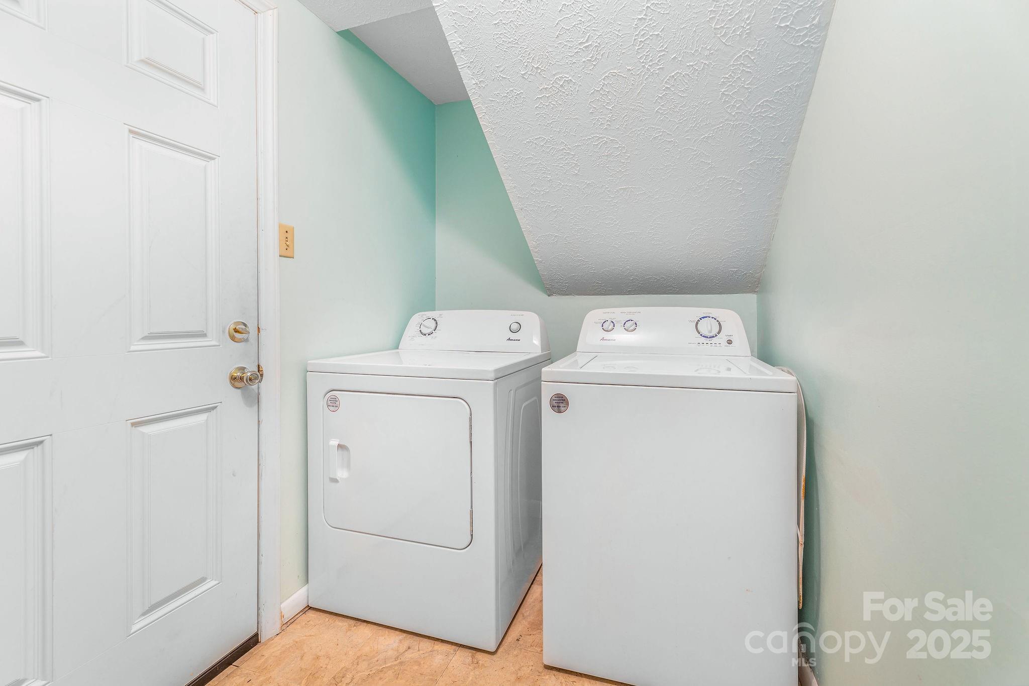 16 Jonway Court Candler NC 28715