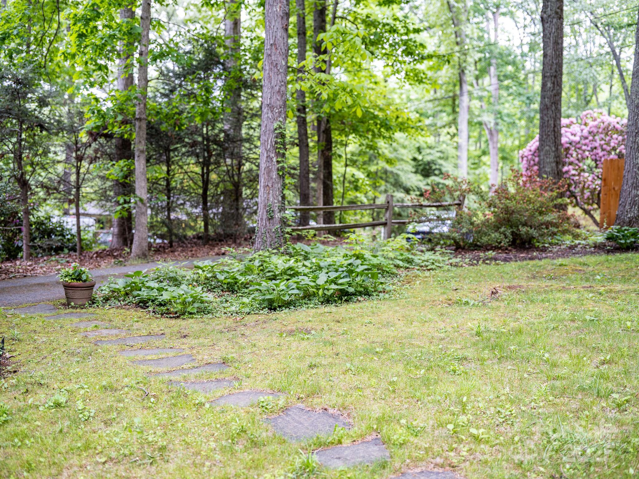 16 Jonway Court Candler NC 28715