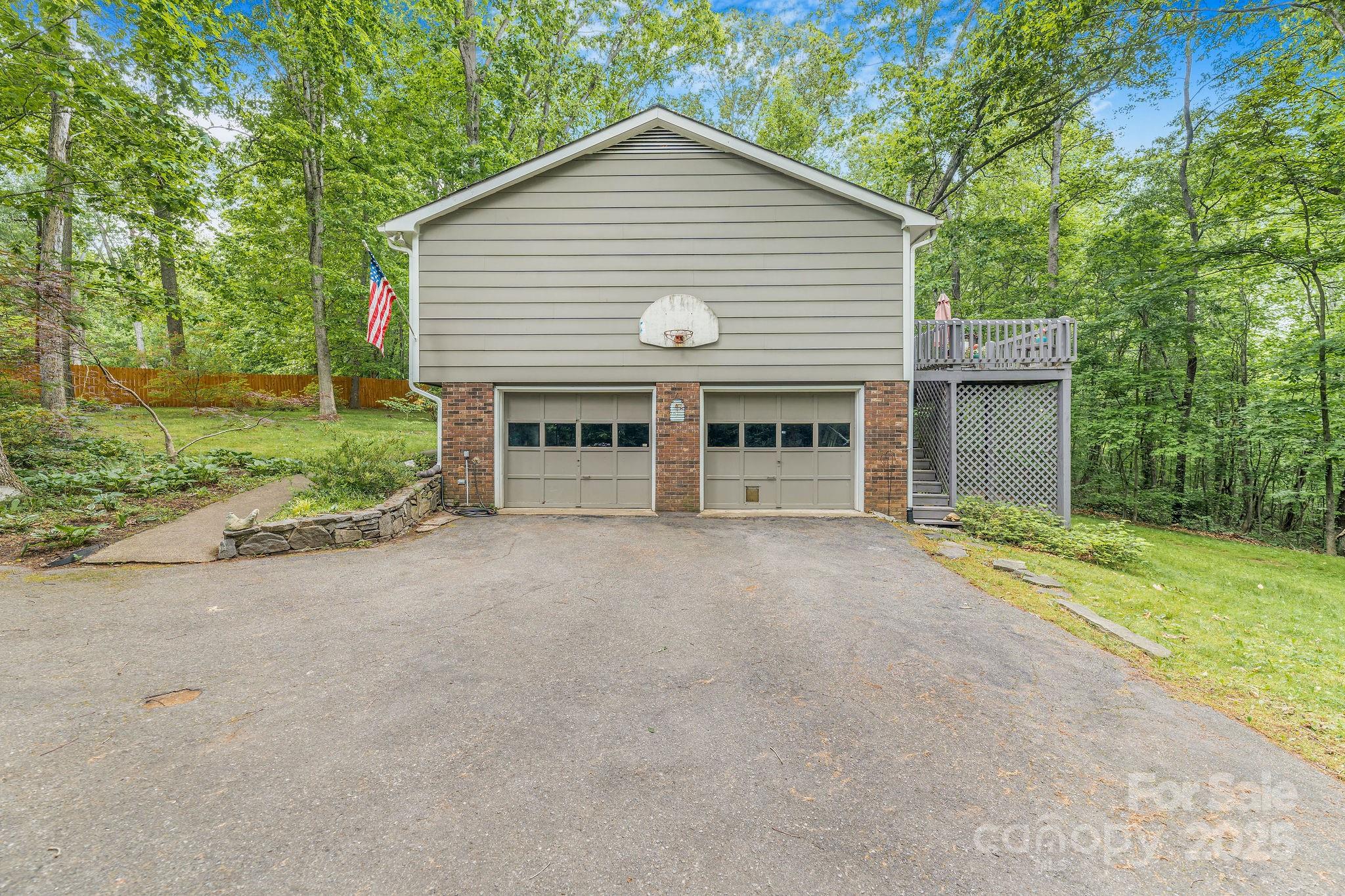 16 Jonway Court Candler NC 28715