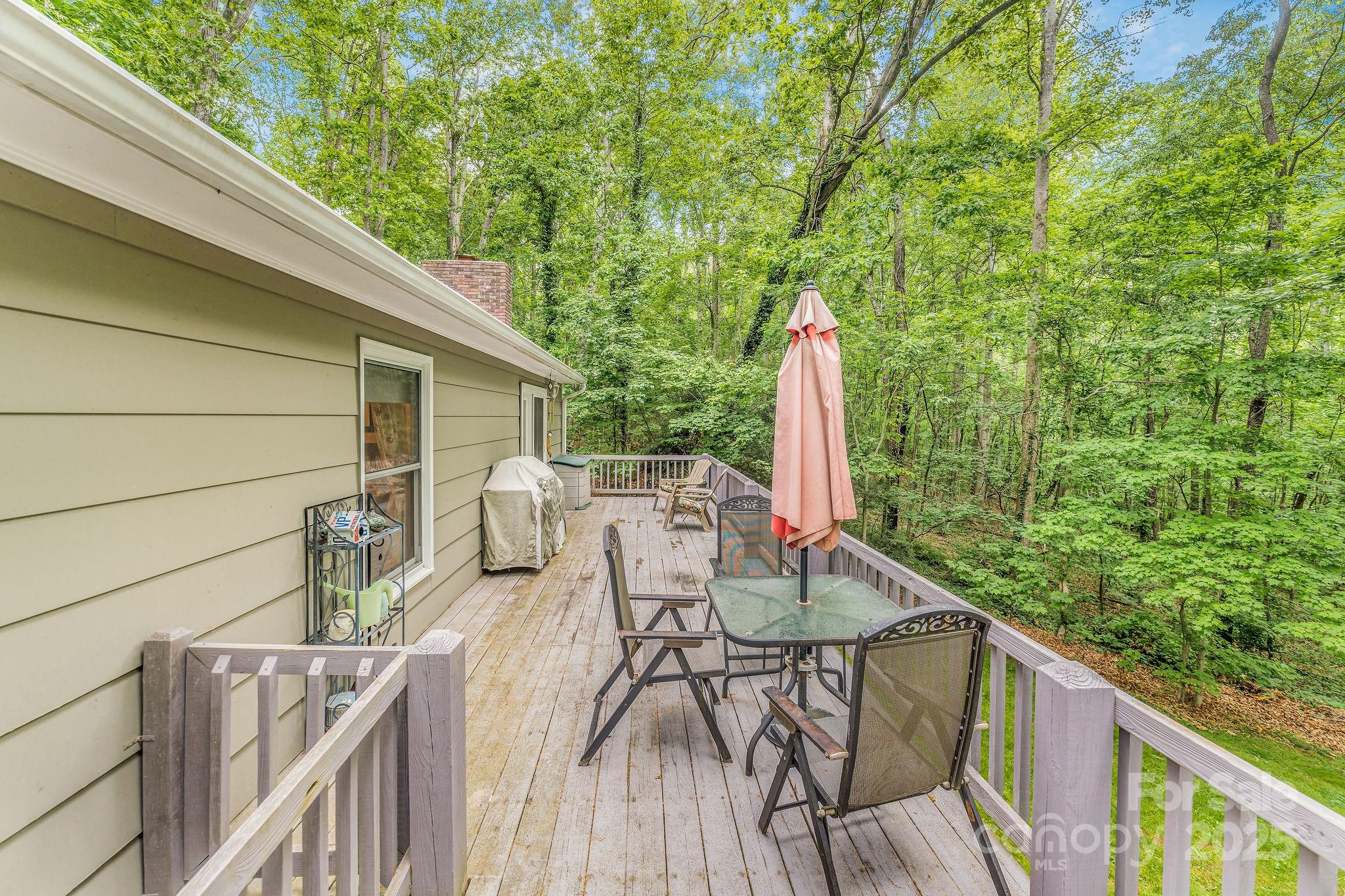 16 Jonway Court Candler NC 28715