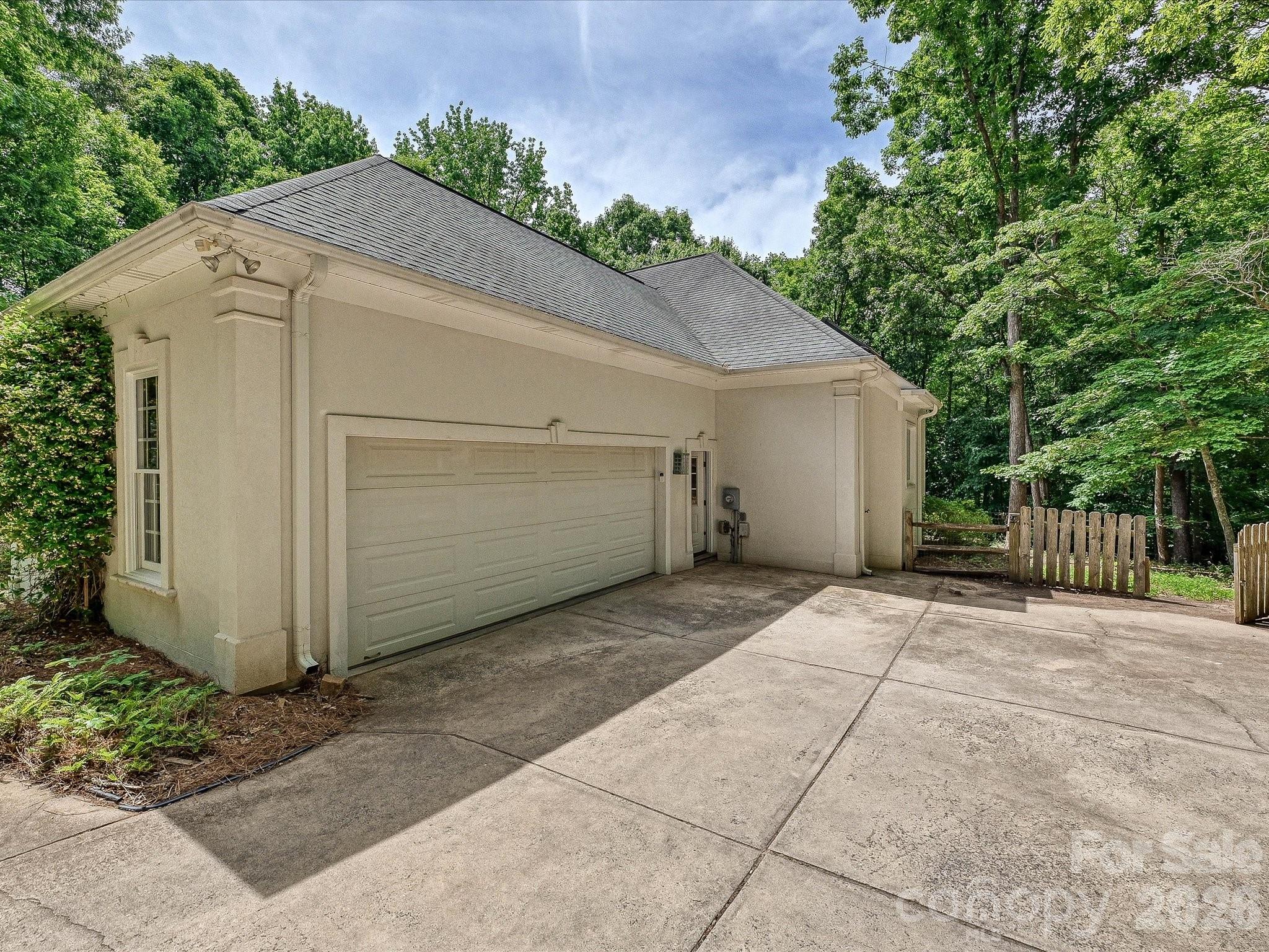 15001 Majestic Oak Drive Charlotte NC 28278