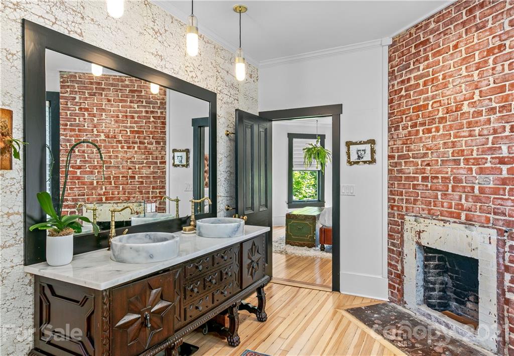 246 Cumberland Avenue Asheville NC 28801