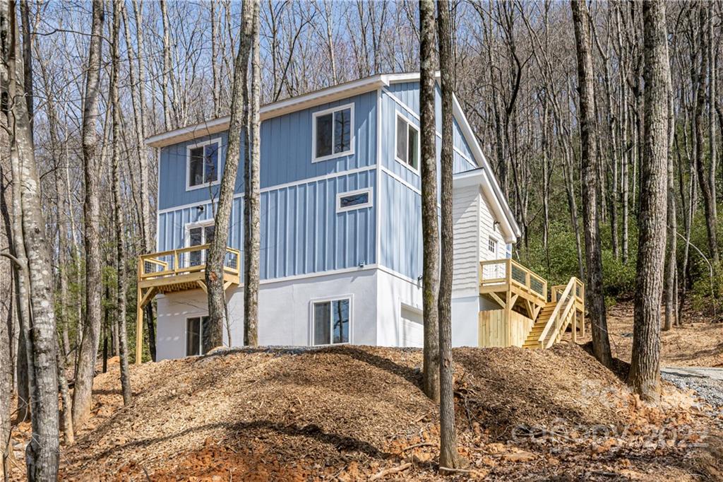 1413 Golf Course Road Old Fort NC 28762