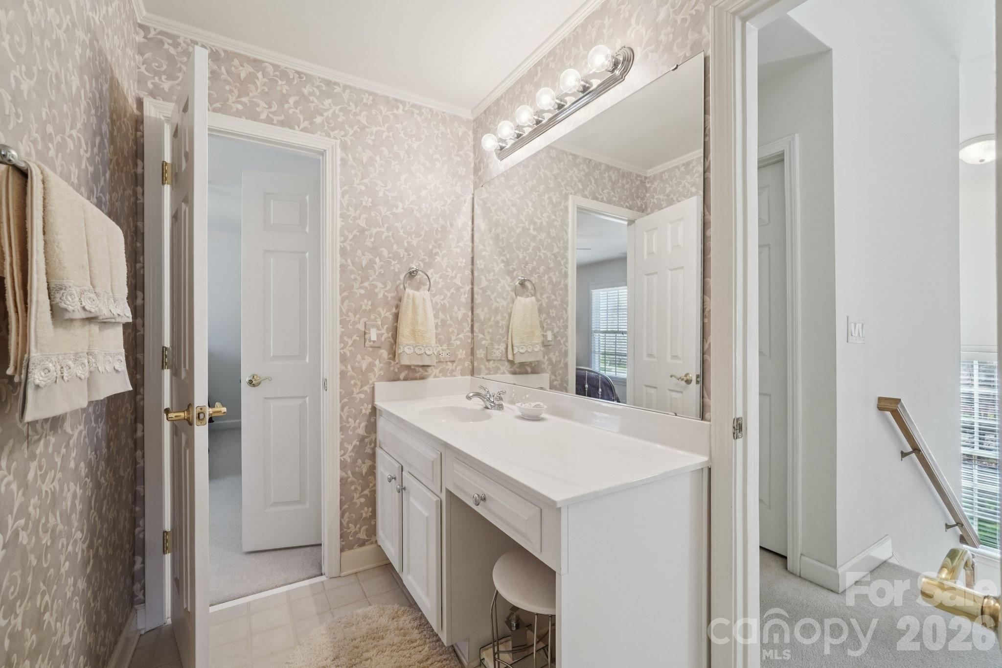 2321 Treymore Lane Charlotte NC 28262