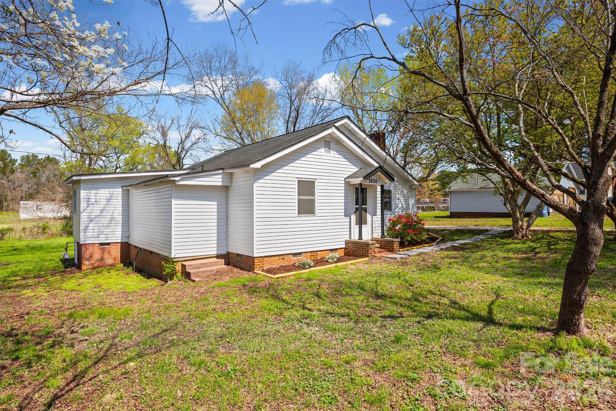 1616 Franandel Drive Lancaster SC 29720