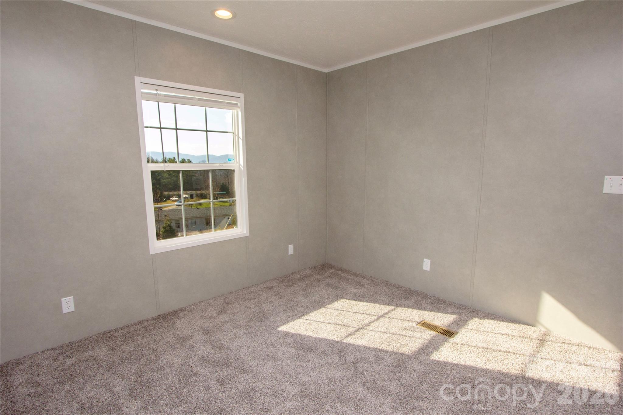 36 Whisper Mountain Road Hendersonville NC 28792