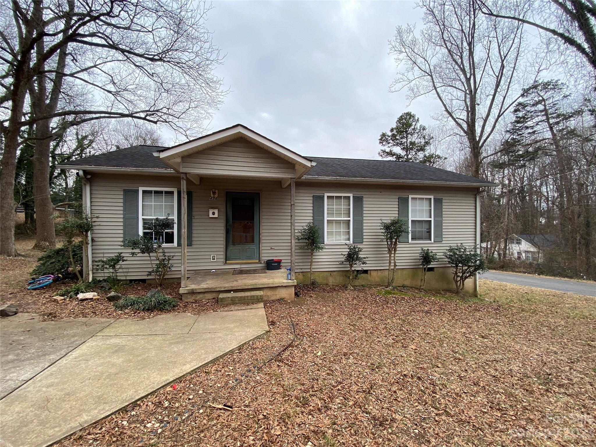 434 8th Avenue SE Hickory NC 28602