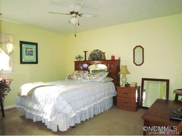 673 Justice Ridge Road Candler NC 28715
