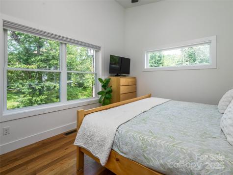 197 Chatham Road Asheville NC 28804
