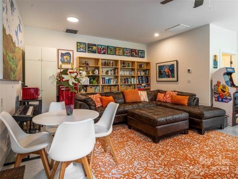 197 Chatham Road Asheville NC 28804