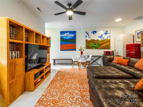 197 Chatham Road Asheville NC 28804