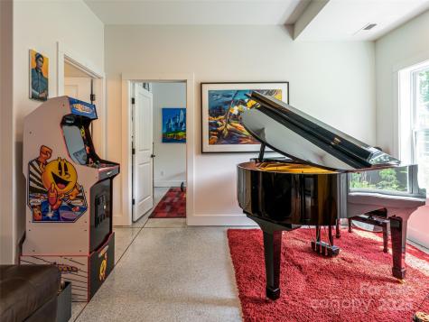 197 Chatham Road Asheville NC 28804