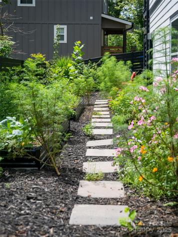 197 Chatham Road Asheville NC 28804