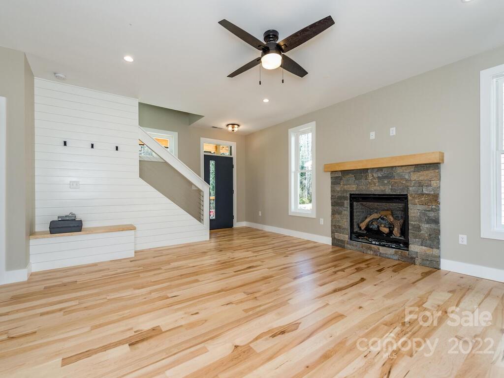 458 State Street Asheville NC 28806