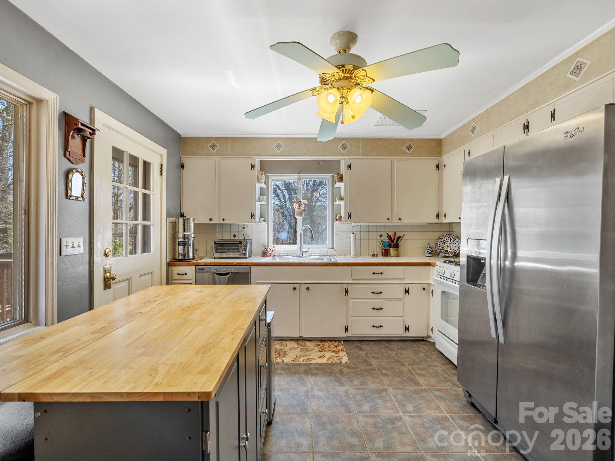 7 Rippy Hill Lane Tryon NC 28782