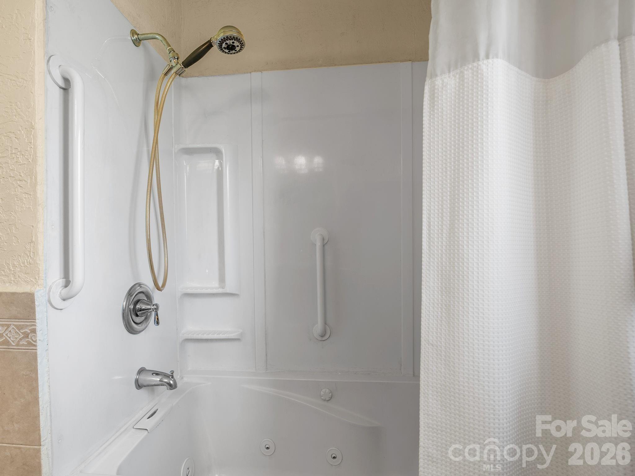 7 Rippy Hill Lane Tryon NC 28782