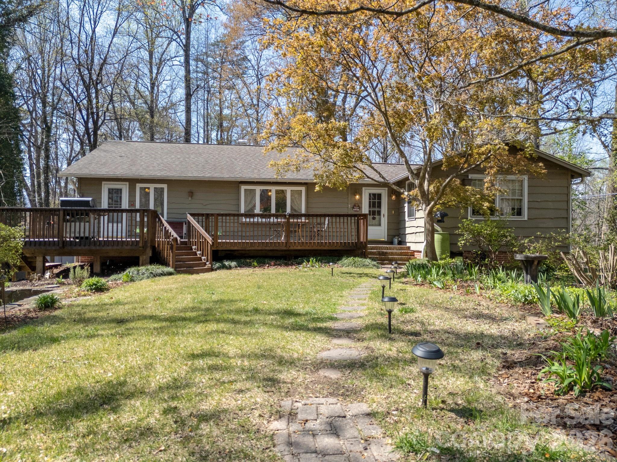 7 Rippy Hill Lane Tryon NC 28782