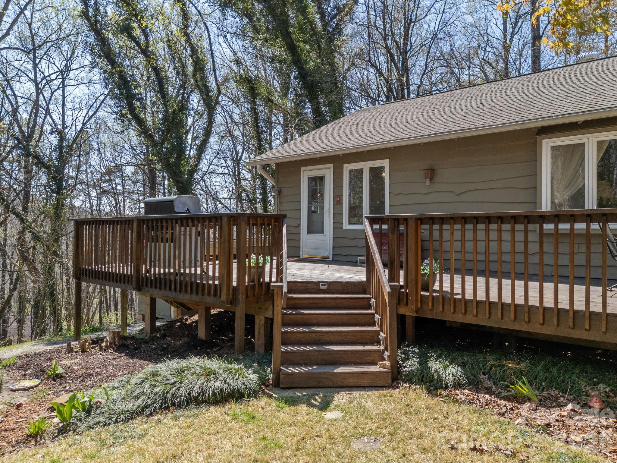 7 Rippy Hill Lane Tryon NC 28782