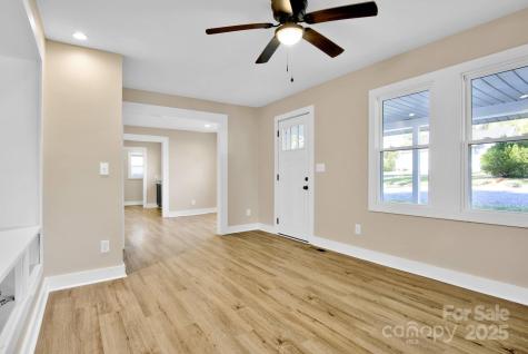 434 E Salisbury Street Denton NC 27239