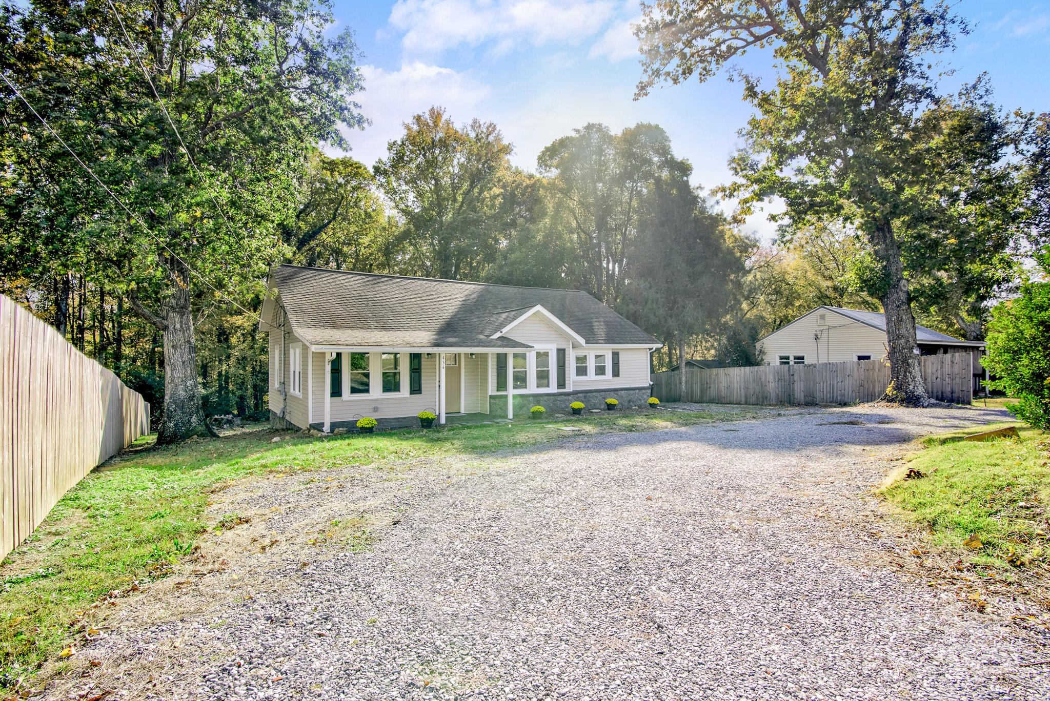 434 E Salisbury Street Denton NC 27239
