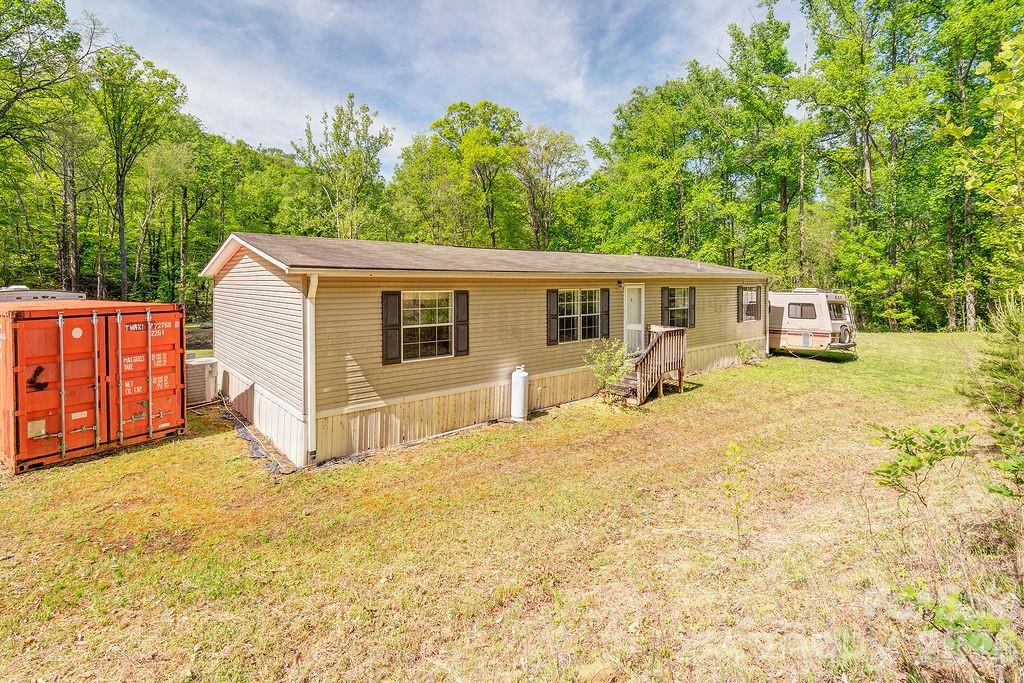 248 Blackberry Inn Road Weaverville NC 28787