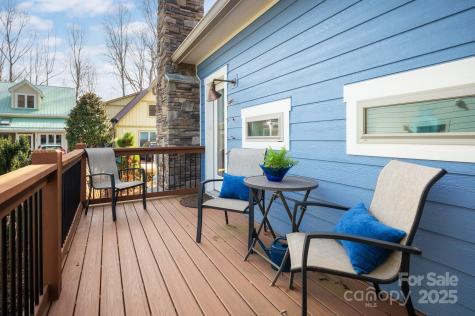 18 Destination Drive Asheville NC 28806