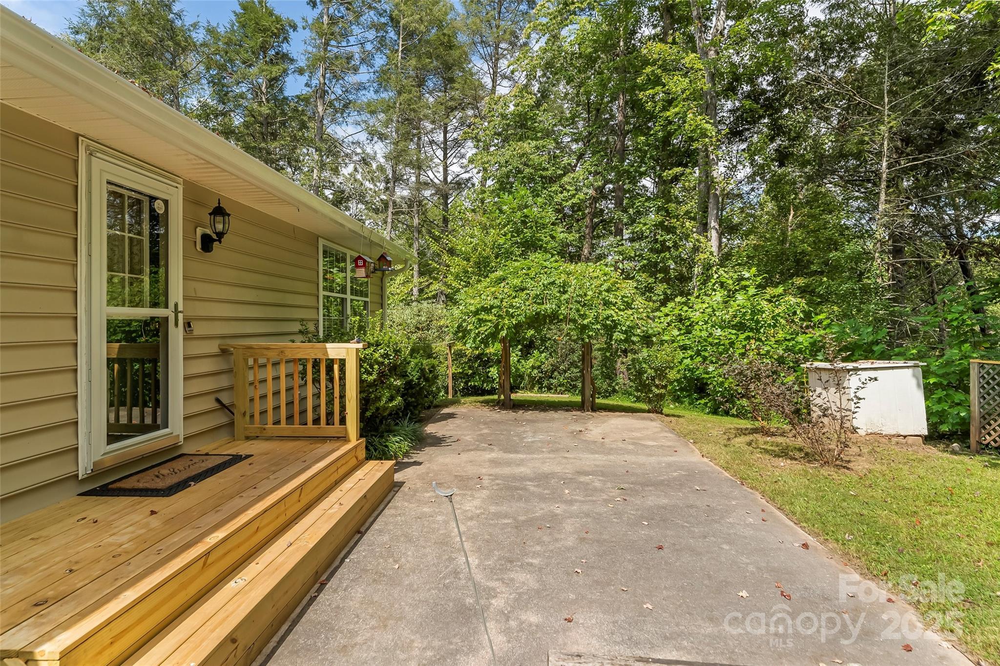 111 Maple Ridge Drive Old Fort NC 28762