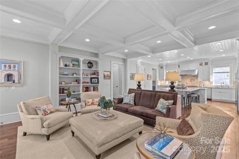 303 Hillside Avenue Charlotte NC 28209