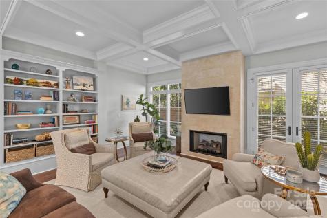 303 Hillside Avenue Charlotte NC 28209