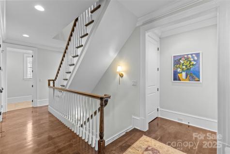 303 Hillside Avenue Charlotte NC 28209