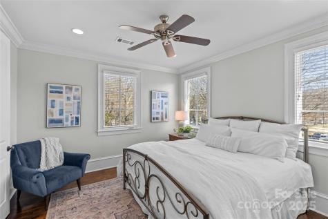 303 Hillside Avenue Charlotte NC 28209