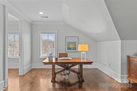 303 Hillside Avenue Charlotte NC 28209