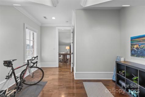 303 Hillside Avenue Charlotte NC 28209