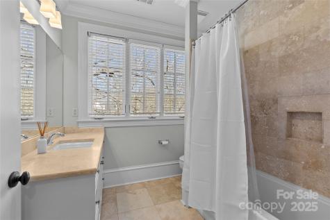 303 Hillside Avenue Charlotte NC 28209