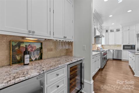 303 Hillside Avenue Charlotte NC 28209