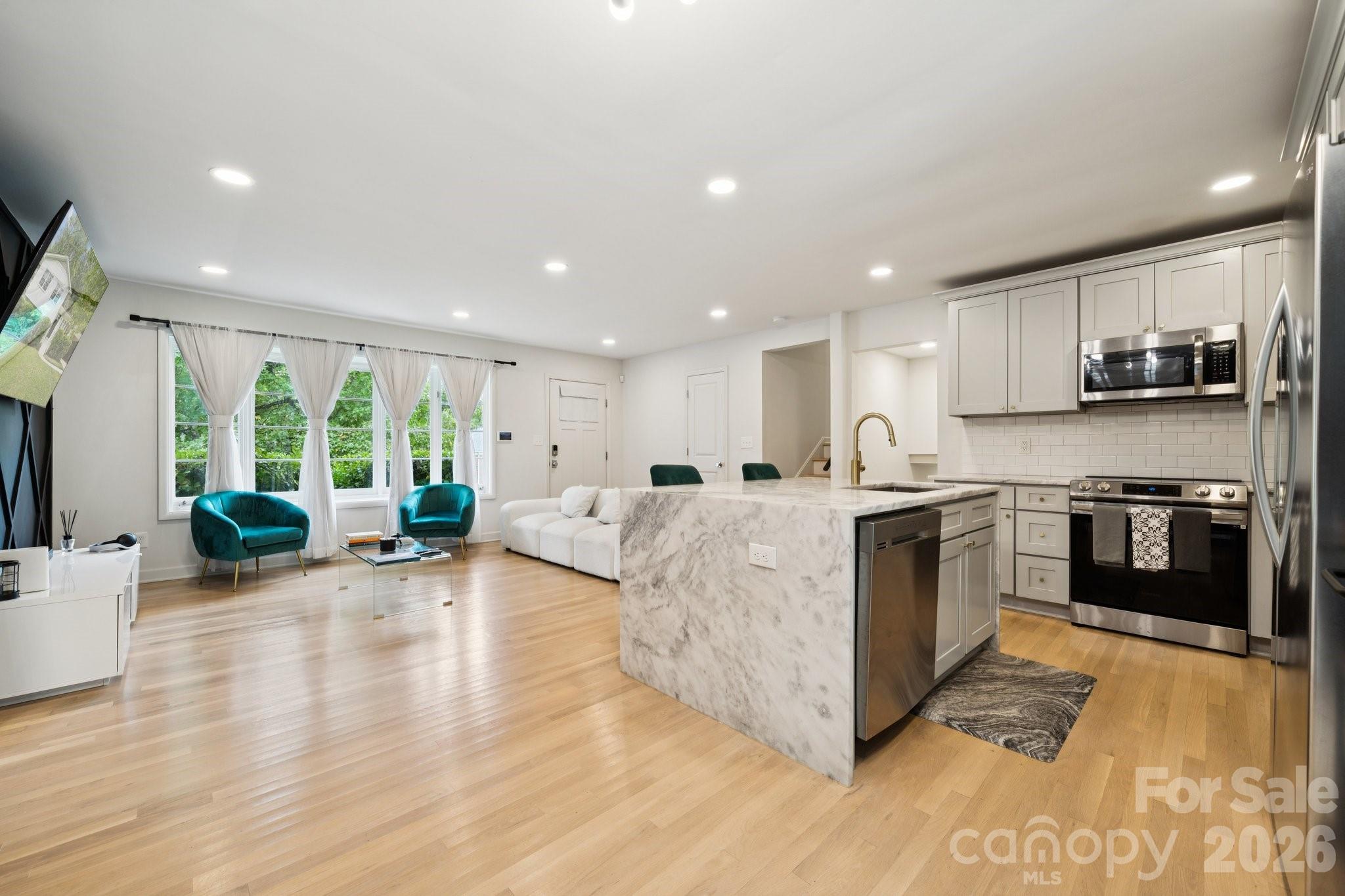 1530 Barberry Court Charlotte NC 28211
