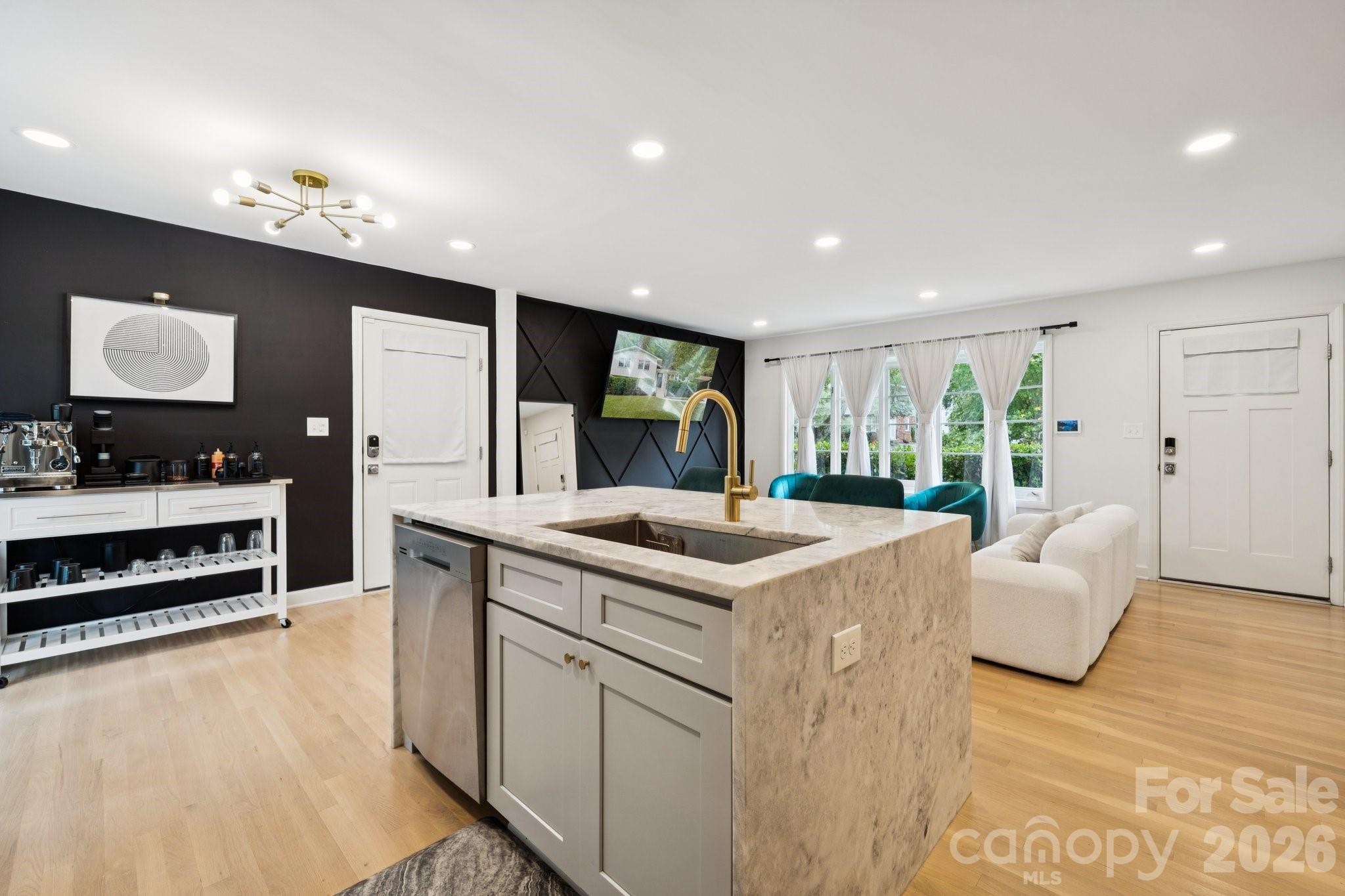 1530 Barberry Court Charlotte NC 28211