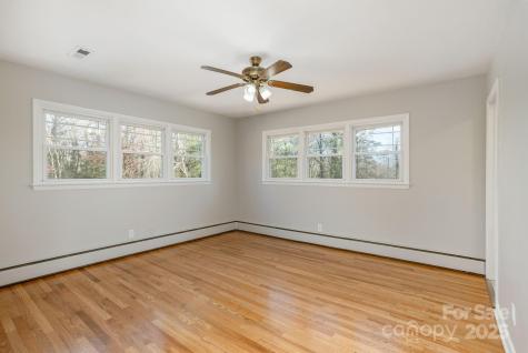 290 Crabapple Hill Lane Hendersonville NC 28792