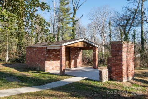 290 Crabapple Hill Lane Hendersonville NC 28792
