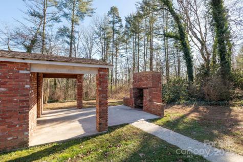 290 Crabapple Hill Lane Hendersonville NC 28792