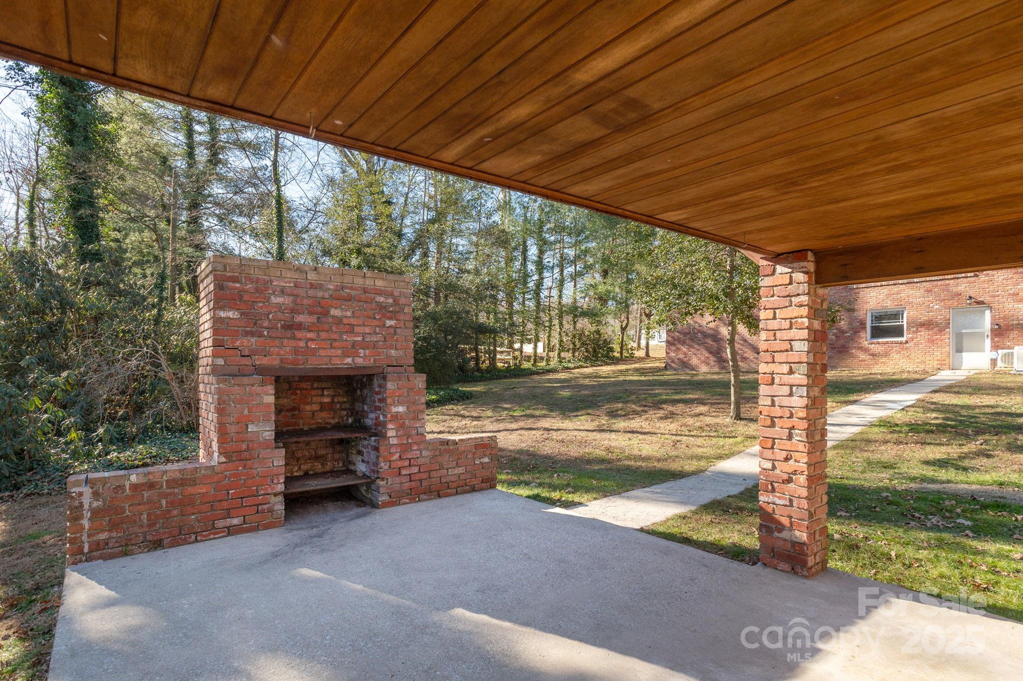 290 Crabapple Hill Lane Hendersonville NC 28792